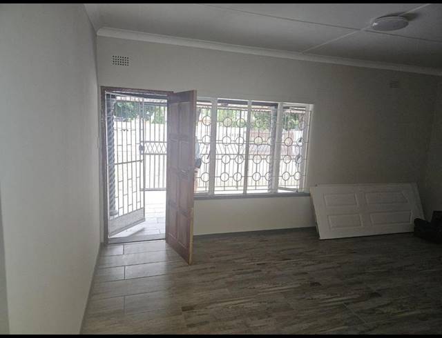 3 BEDROOM HOUSE FOR SALE IN VANDERBIJLPARK CW 2
